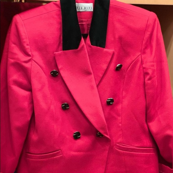 Red Velvet Jacket - Picture 1 of 1